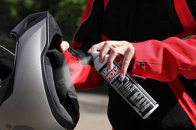 Liqui Moly Helmet interior Cleaner (300ml) - Image 2
