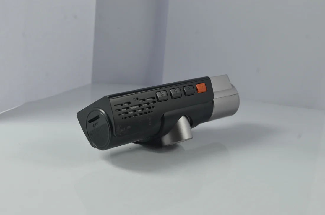 MOCO DC-03 Triple-Camera Dashcam 4K (2K+1K+1K) Wifi With Mobile App Control - Image 6